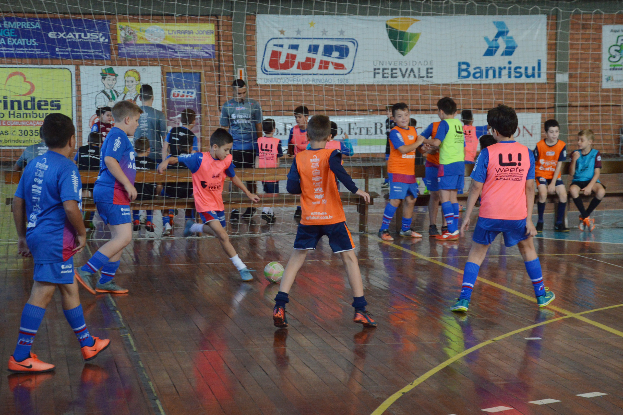 Projeto Verão: Escola de Futsal da UJR retorna com aulas em janeiro