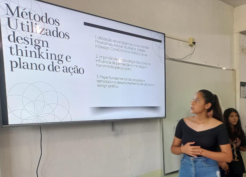 Driblando desafios: Futsal Social encaminha jovens para o mercado de trabalho