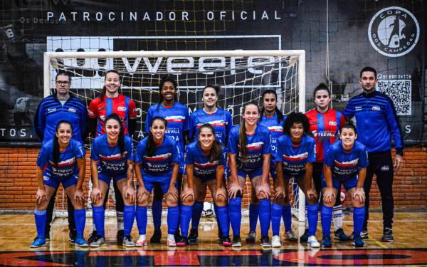 Equipe feminina da UJR/Feevale/Banrisul estreia com vitória na Copa dos Campeões