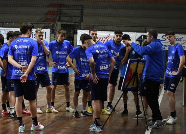 Equipes da UJR/Feevale/Banrisul fazem a sua estreia, em casa, no Gauchão
