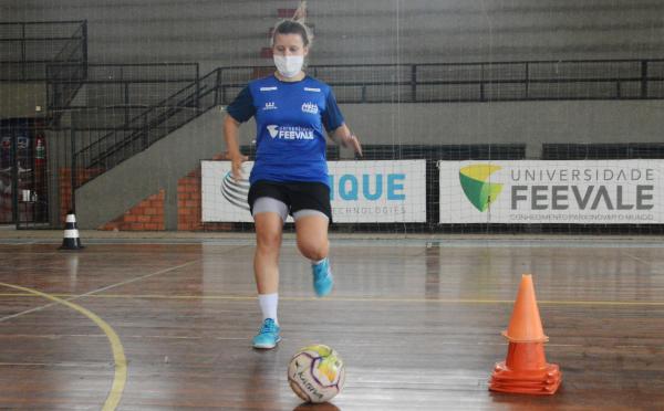 Feminino da UJR/Feevale/Banrisul estreia na temporada