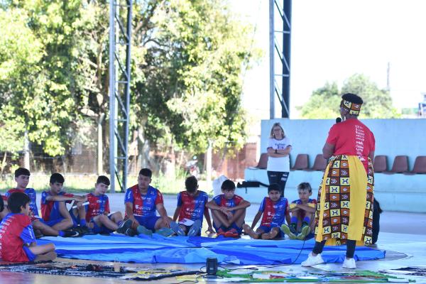 Futsal Social promove atividades temáticas relacionadas ao Dia da Consciência Negra
