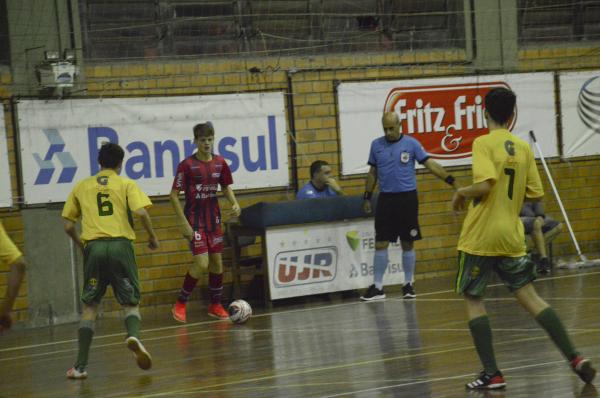 Sub-15 da UJR/Feevale/Banrisul disputa final do Nordestão