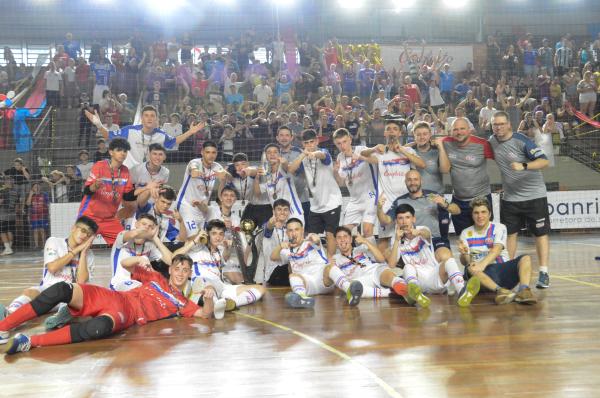 UJR celebra 45 anos com conquistas dentro e fora de quadra