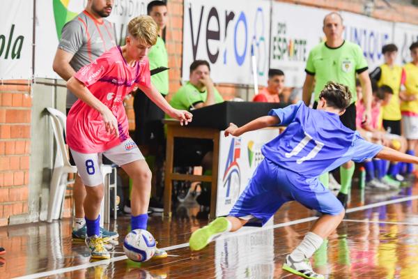 UJR/Feevale/Banrisul estreia com vitórias, em casa, no Gauchão Sub-15 e Sub-20
