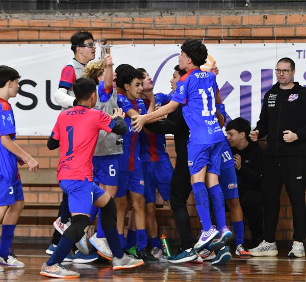 UJR/Feevale/Vero larga em vantagem na segunda fase do Gauchão de Futsal